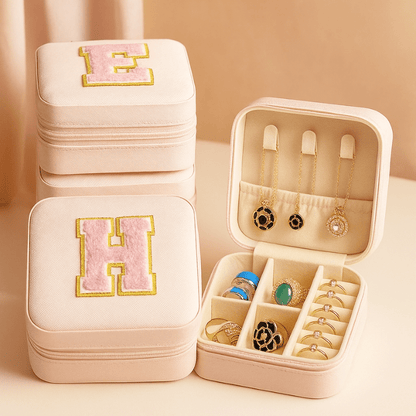 Boite a bijoux fille personnalisable lettre exemple