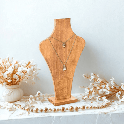 Buste bijoux bois collier